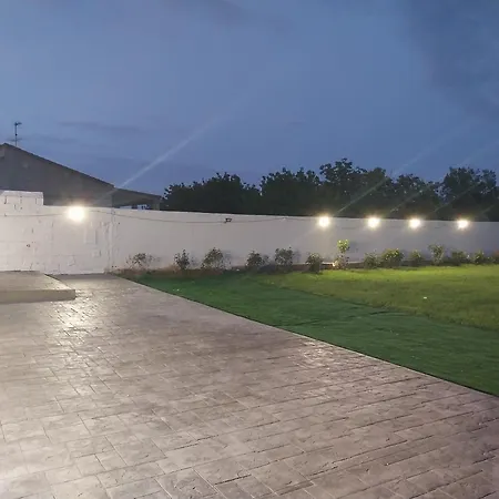 Holiday home Con Piscina Flor De La Vida