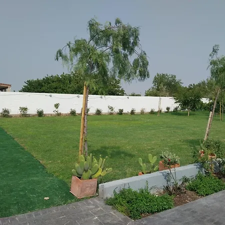 Con Piscina Flor De La Vida Holiday home Zaragoza