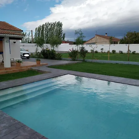 Con Piscina Flor De La Vida