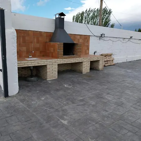 Con Piscina Flor De La Vida Hébergement de vacances Saragosse