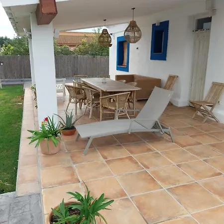 Con Piscina Flor De La Vida Holiday home