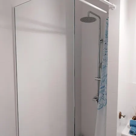 Con Piscina Flor De La Vida Zaragoza